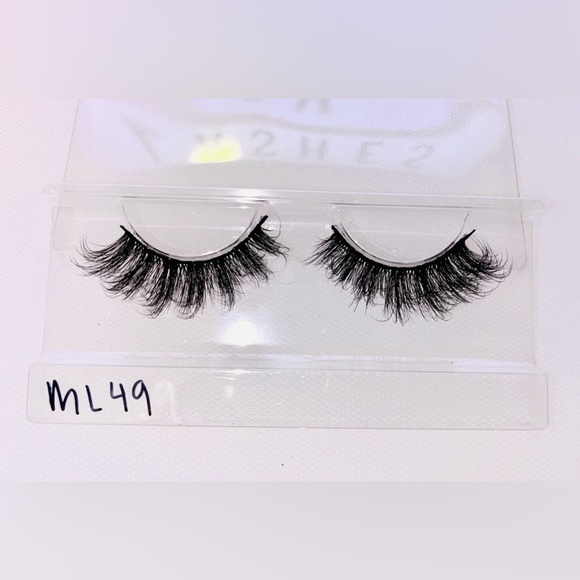 Lash Strip ML49 - Picture 2 of 2